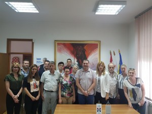 IMG-a09bbd89b72e47a3efa8cfdc106c073e-V